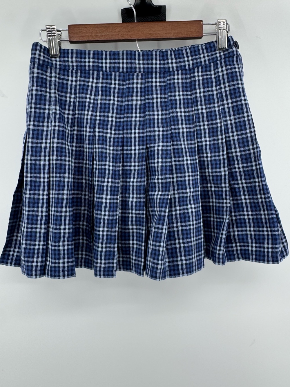 aerie Navy and White Plaid Pleated Mini Skirt Women's Size Medium Preppy